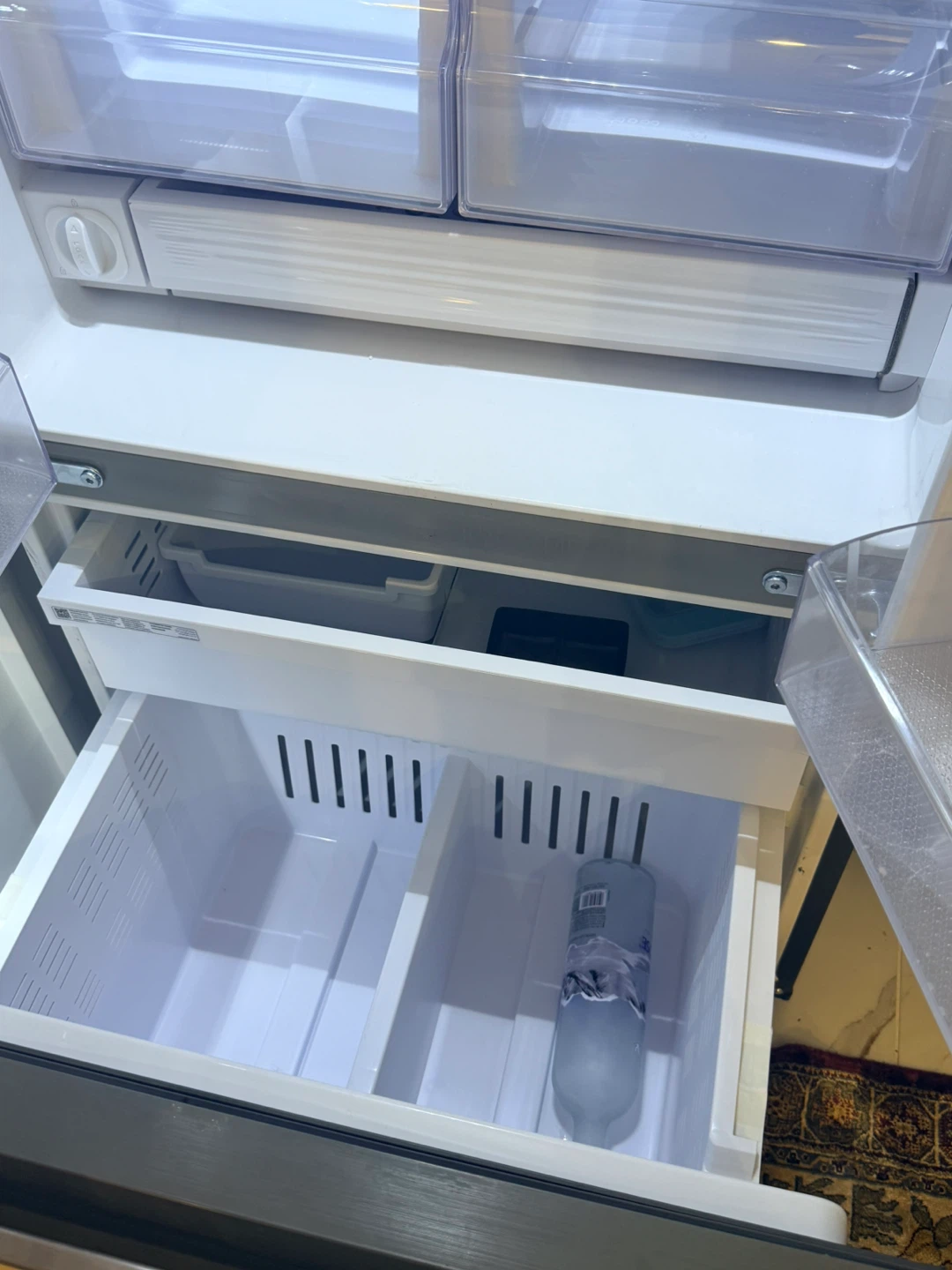 Samsung French Door Refrigerator with Water Dispenser - photo 5