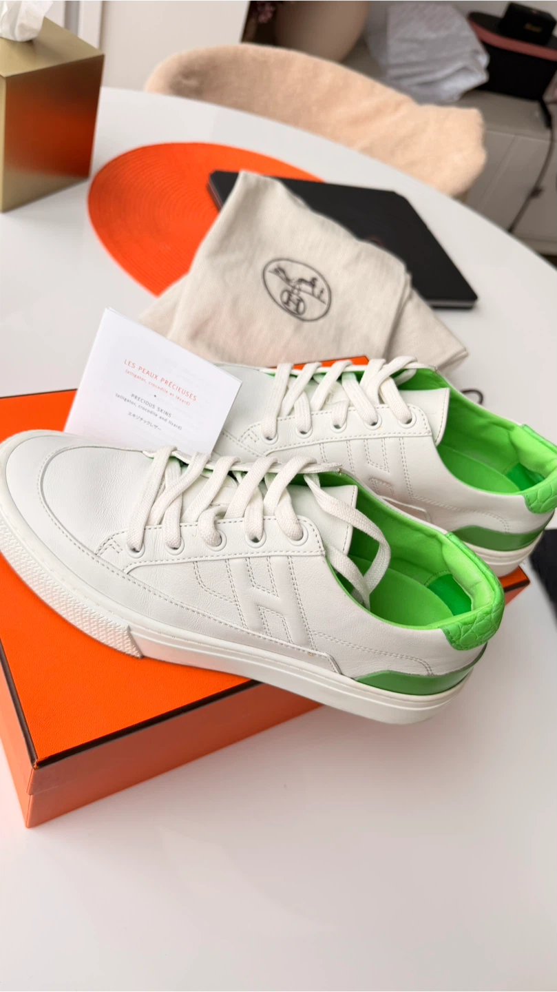 Hermès Sneakers Size 37 – Crocodile Heel Detail - photo 4