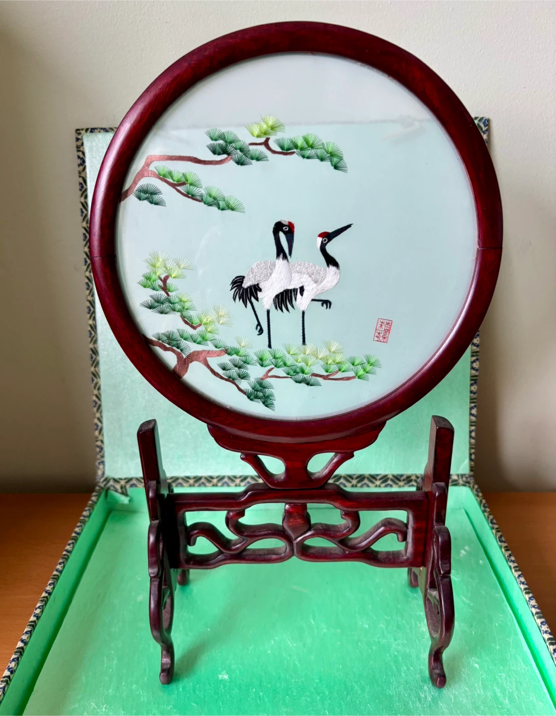 🥕Embroidery Art of Cranes in Wooden Frame with Stand - photo 2
