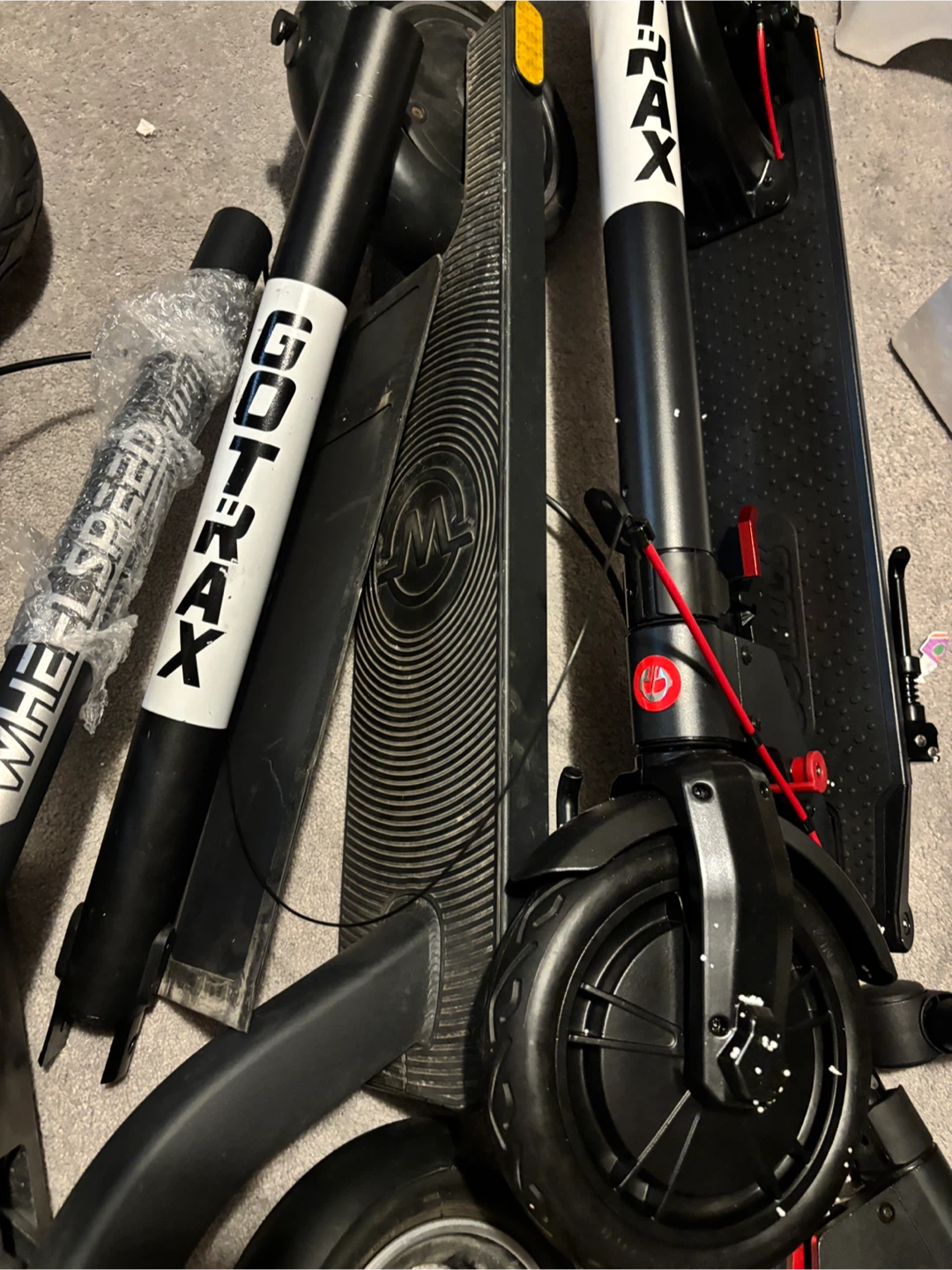 Lot GoTrax Electric Scooters - Parts and Repairs - photo 2