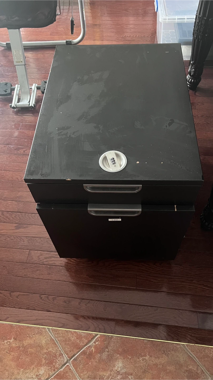 Black 3-Drawer Filing Cabinet with Lock - photo 2