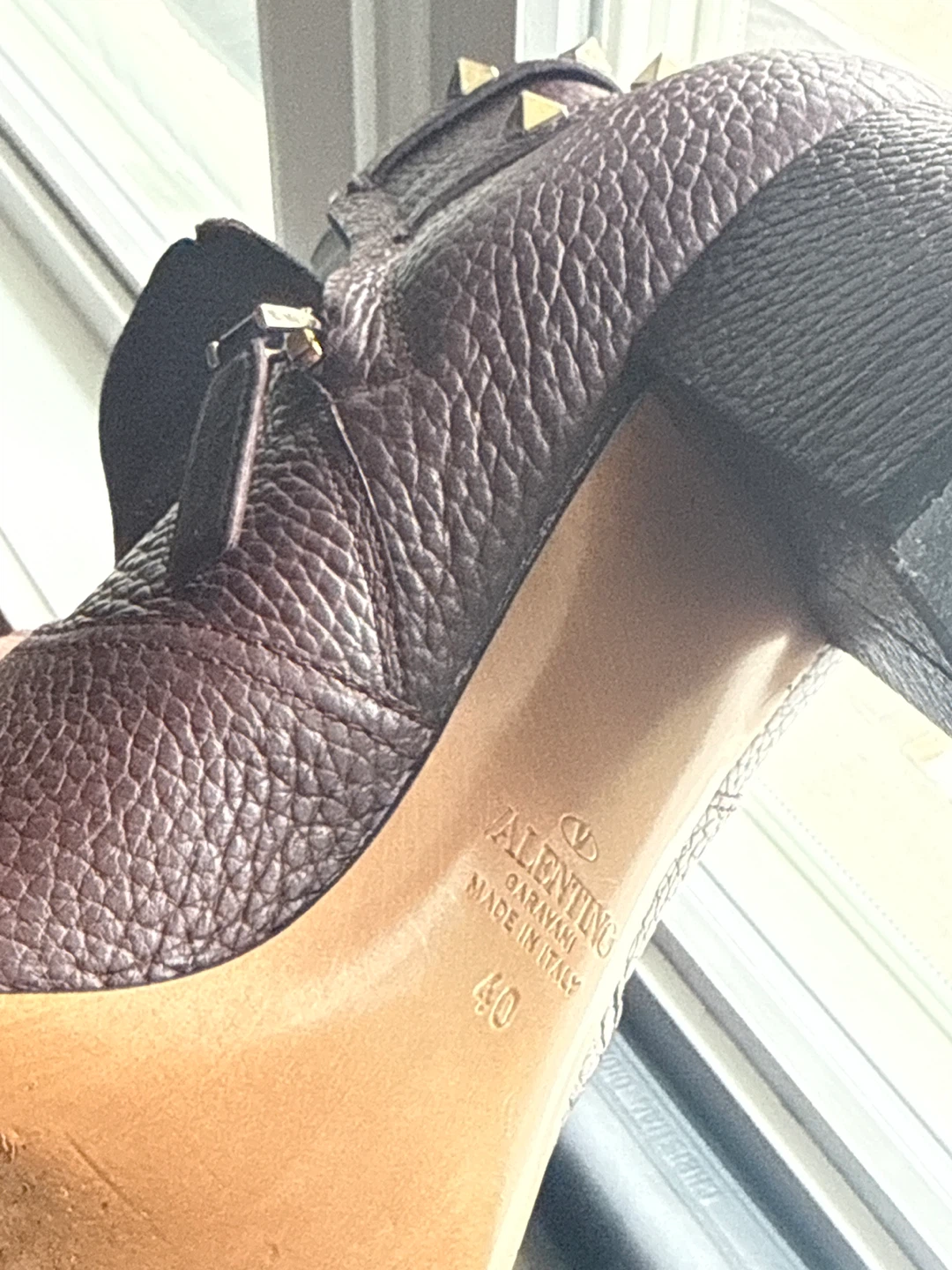 Valentino Garavani Rockstud Ankle Boots Burgundy Leather Size 40 - photo 3