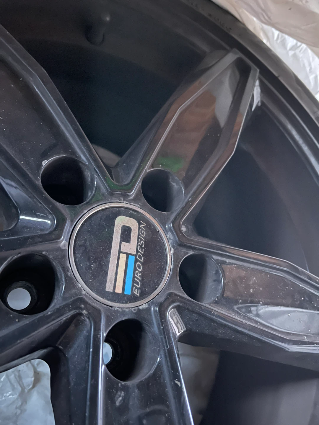 Euro Design Alloy Wheel with Tire - 225/45R17