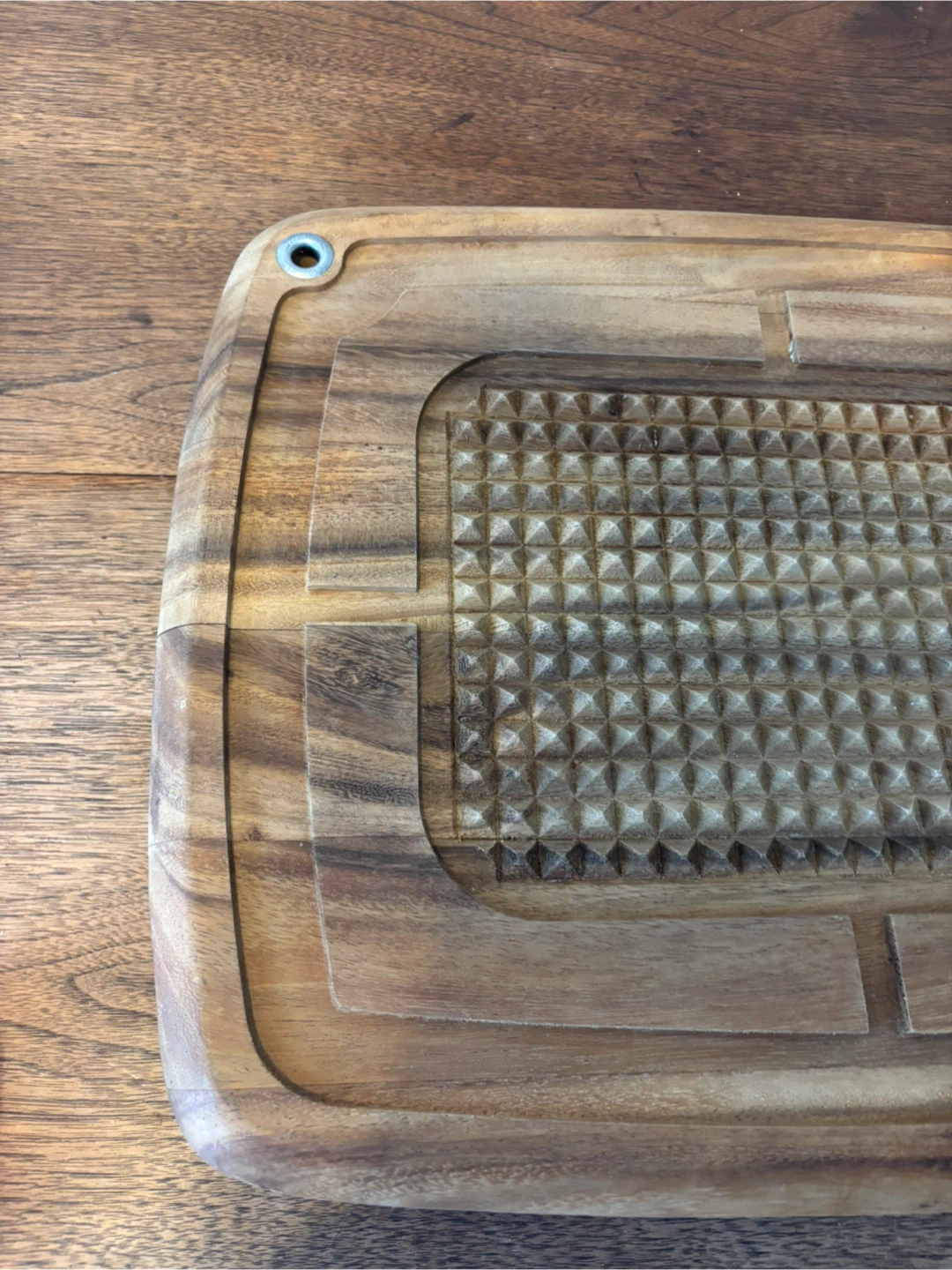 Wooden Carving Board with Grip - photo 5