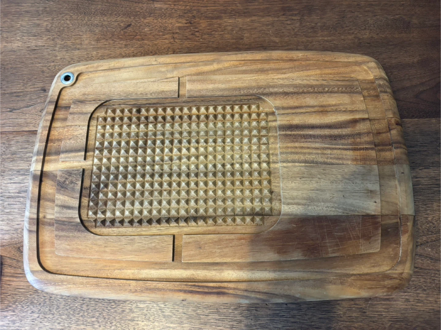 Wooden Carving Board with Grip - photo 2
