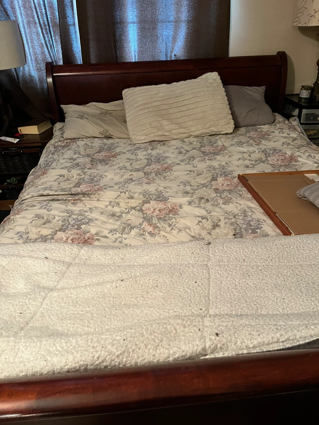 Wood Sleigh Bed set Queen Size