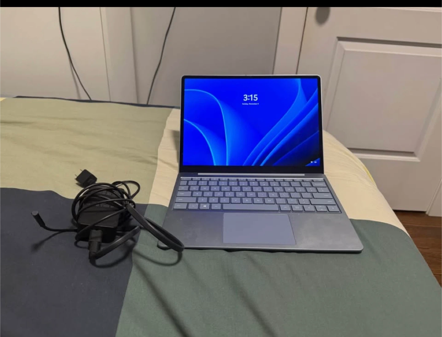 Microsoft Surface Laptop Go 2