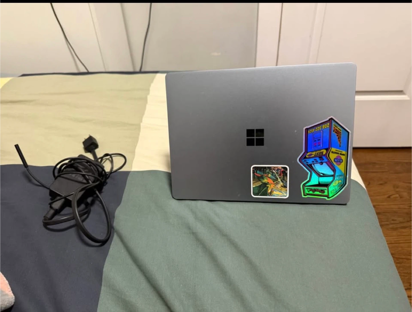 Microsoft Surface Laptop Go 2 - photo 2
