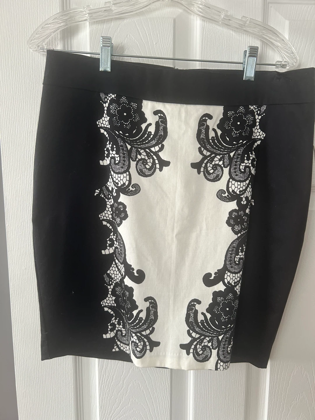 New Smart Set Black Lace Panel Pencil Skirt Size 10
