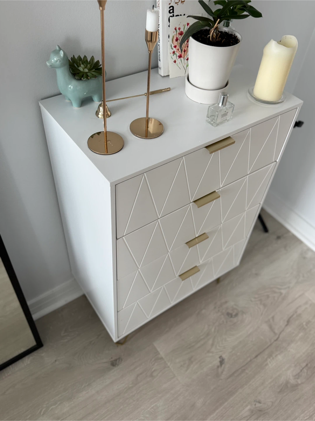 White 4-Drawer Dresser with Gold Legs - photo 2