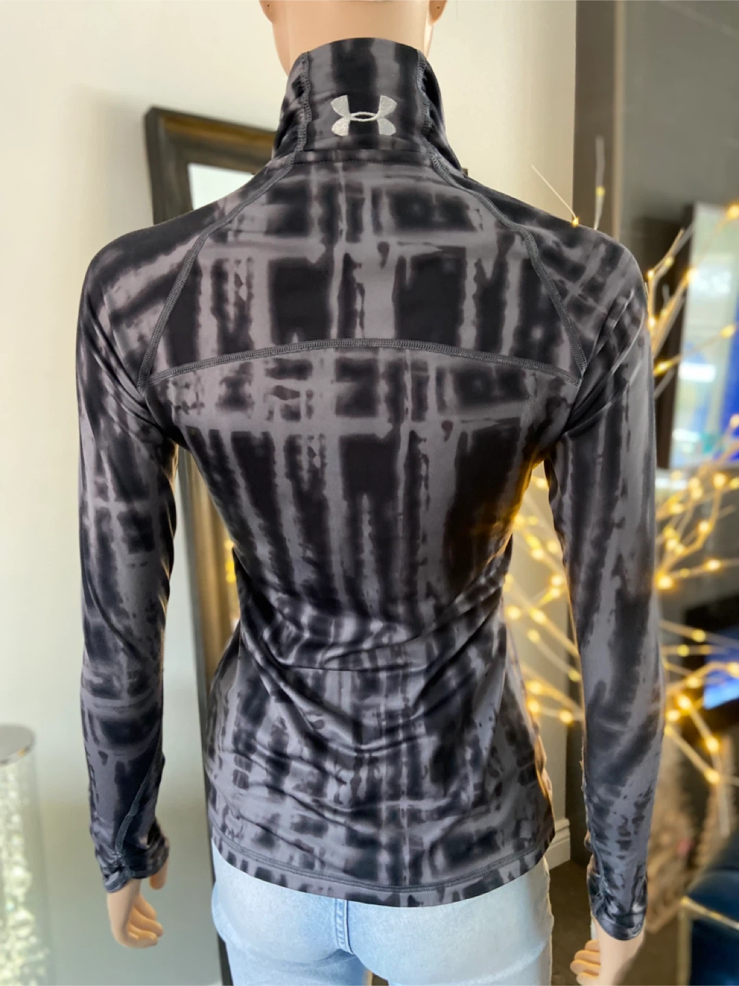 EUC Under Armour Tie-Dye 1/4 Zip Long Sleeve Top S - photo 4