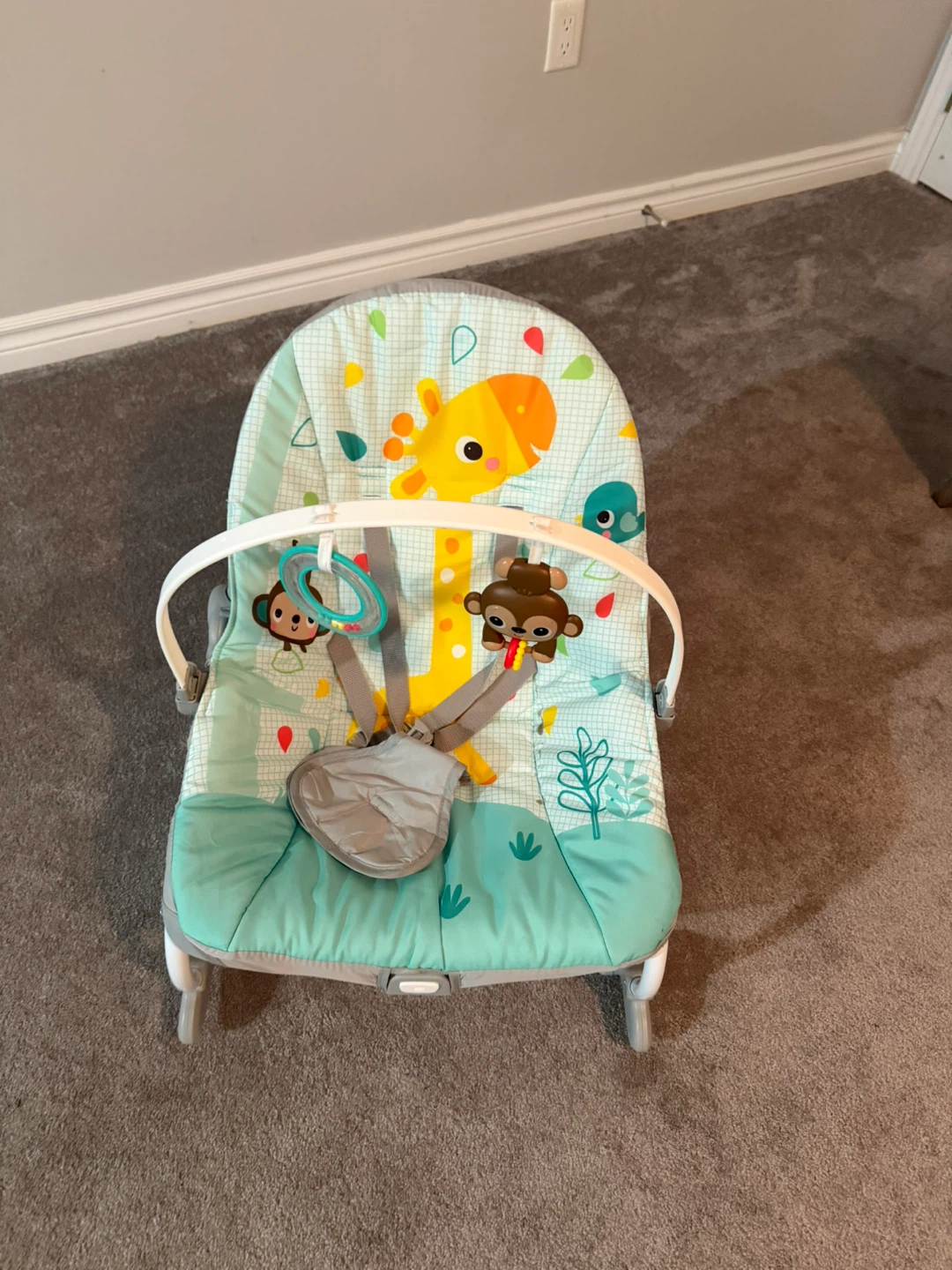 Baby Bouncer Seat with Giraffe and Monkey Theme - photo 2
