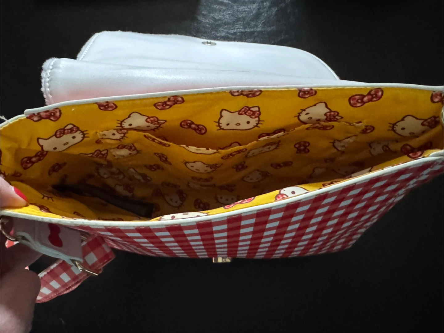 Hello Kitty Gingham Crossbody Bag- Loungefly Sanrio - photo 4