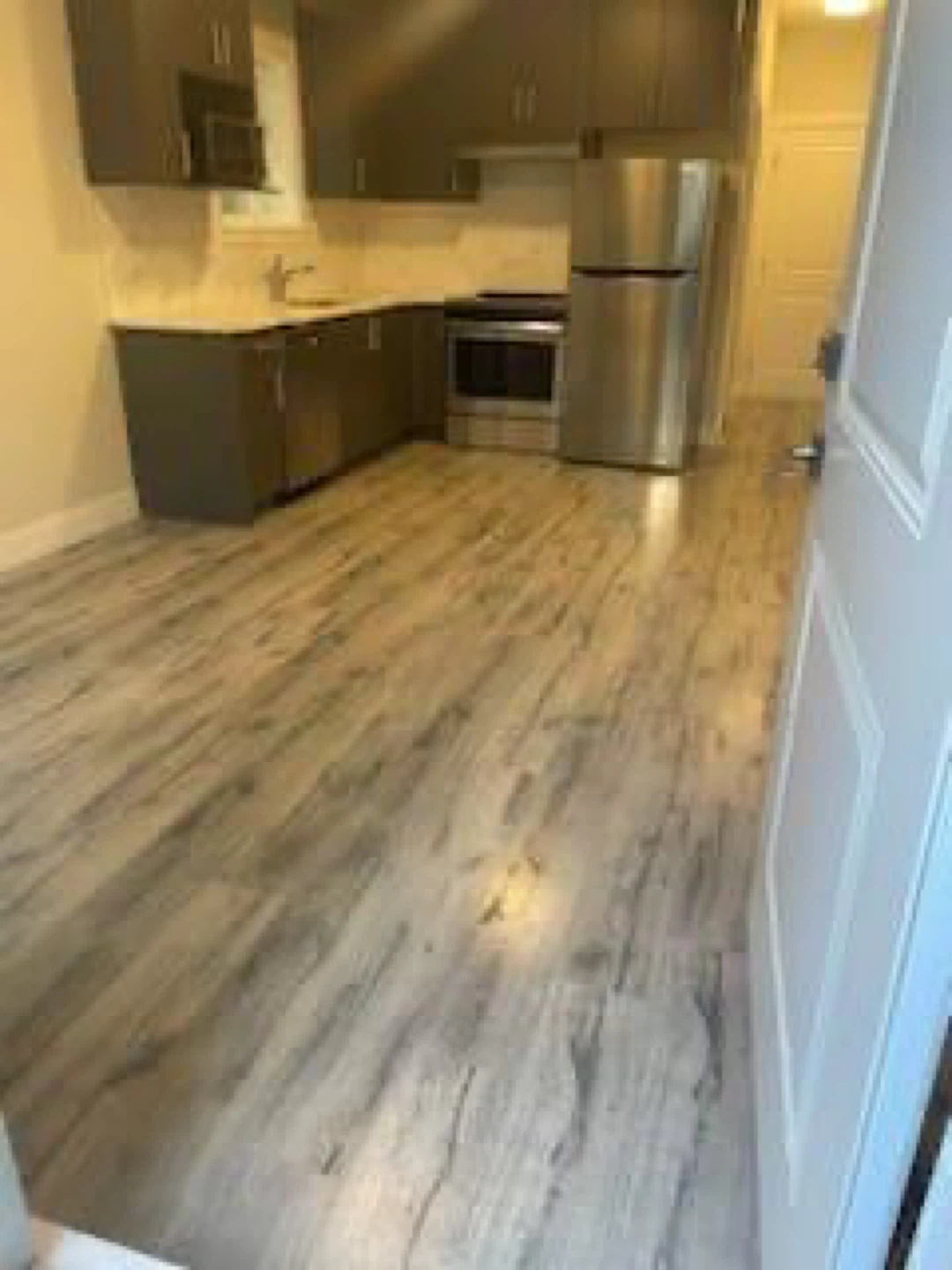 2 bedroom Basement suite for Rent - photo 2