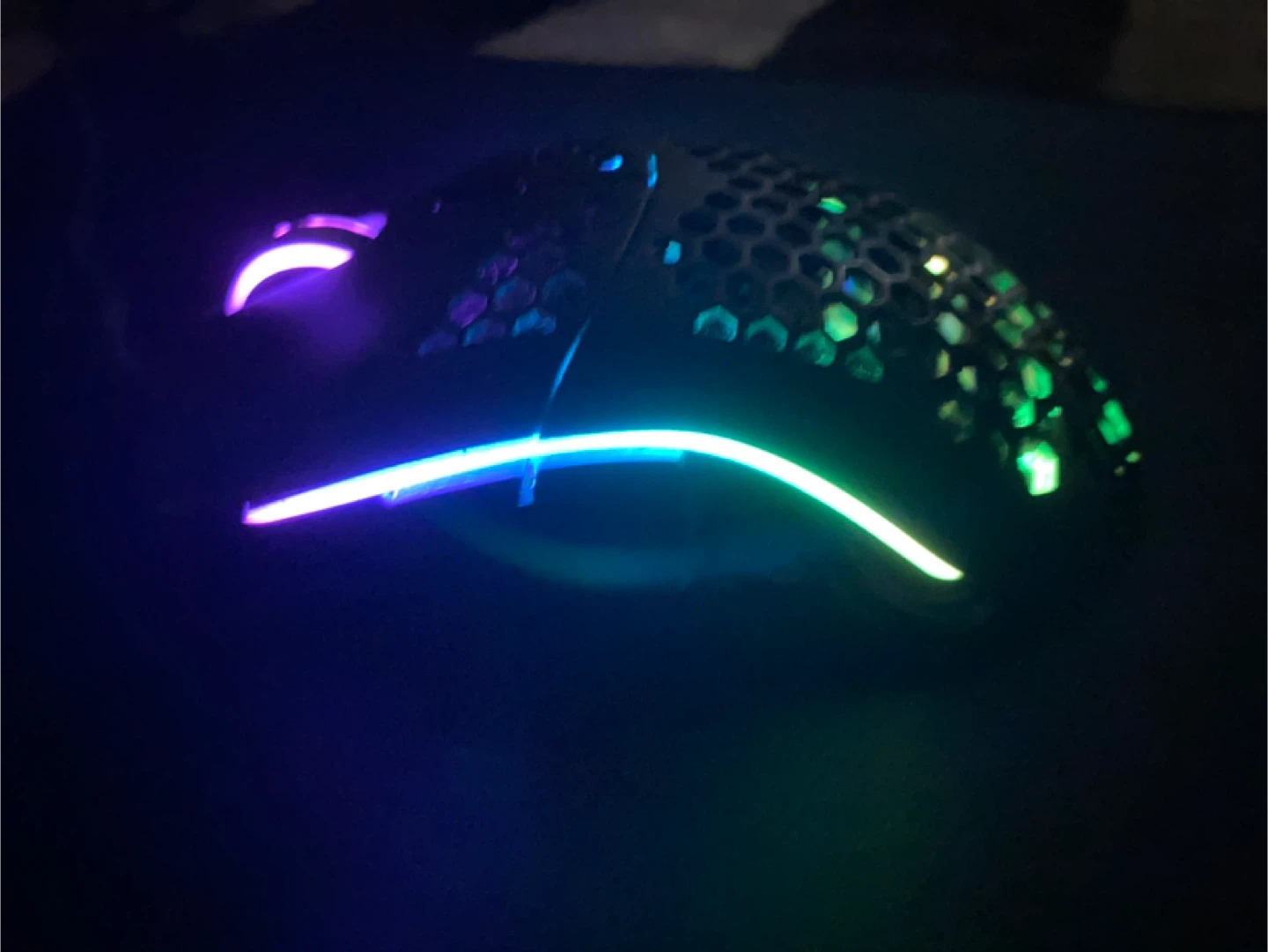Glorious Model O Mousepad and Mouse - photo 2