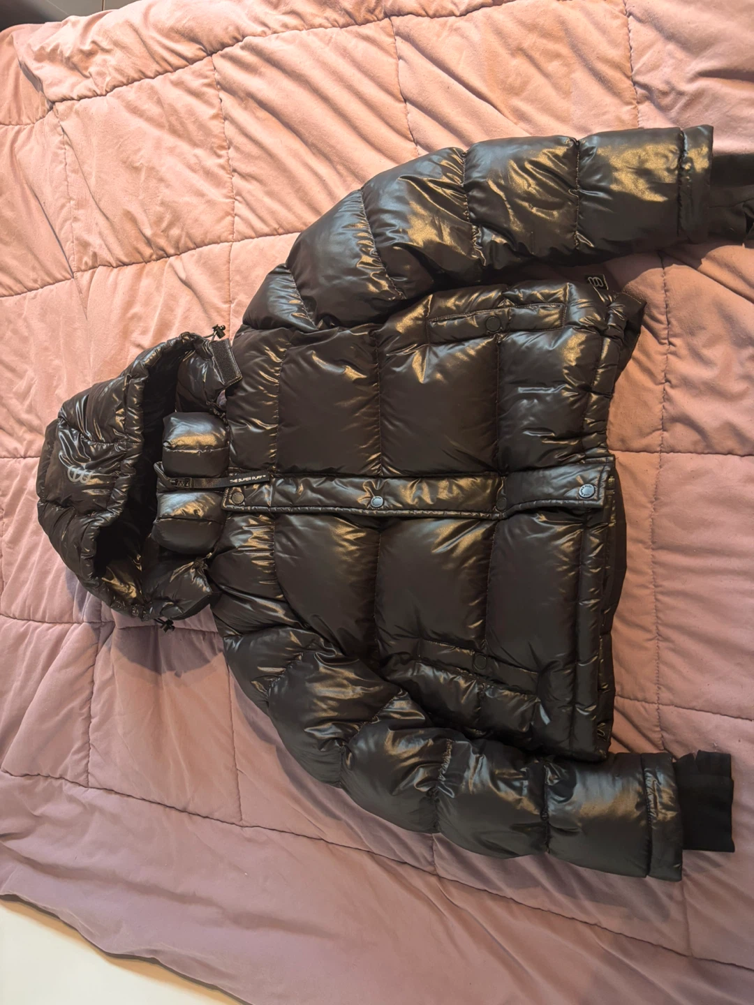 ARITZIA The Super Puff Hi-Gloss Puffer Jacket