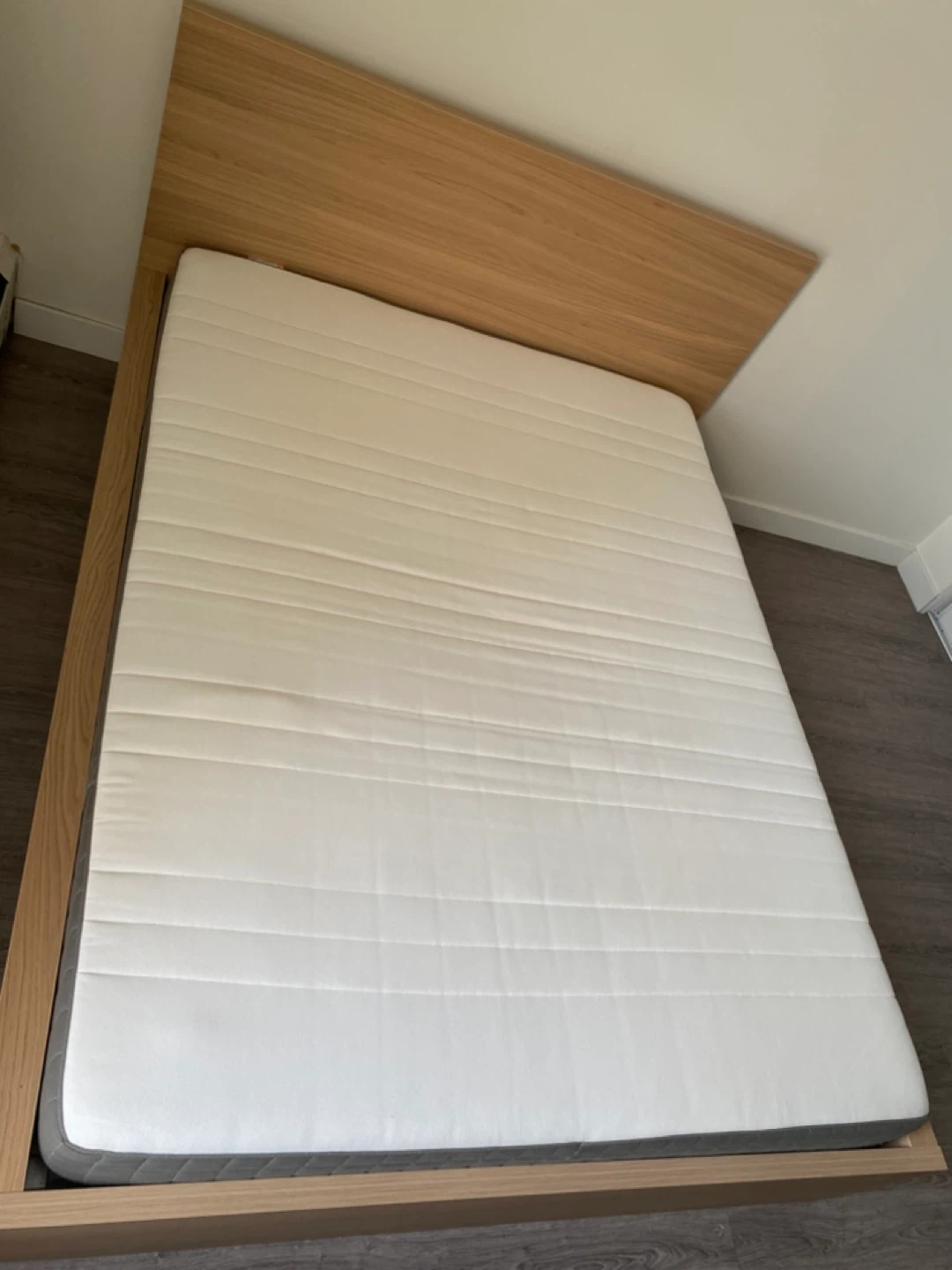 IKEA MALM Bed Frame + Mattress - photo 3