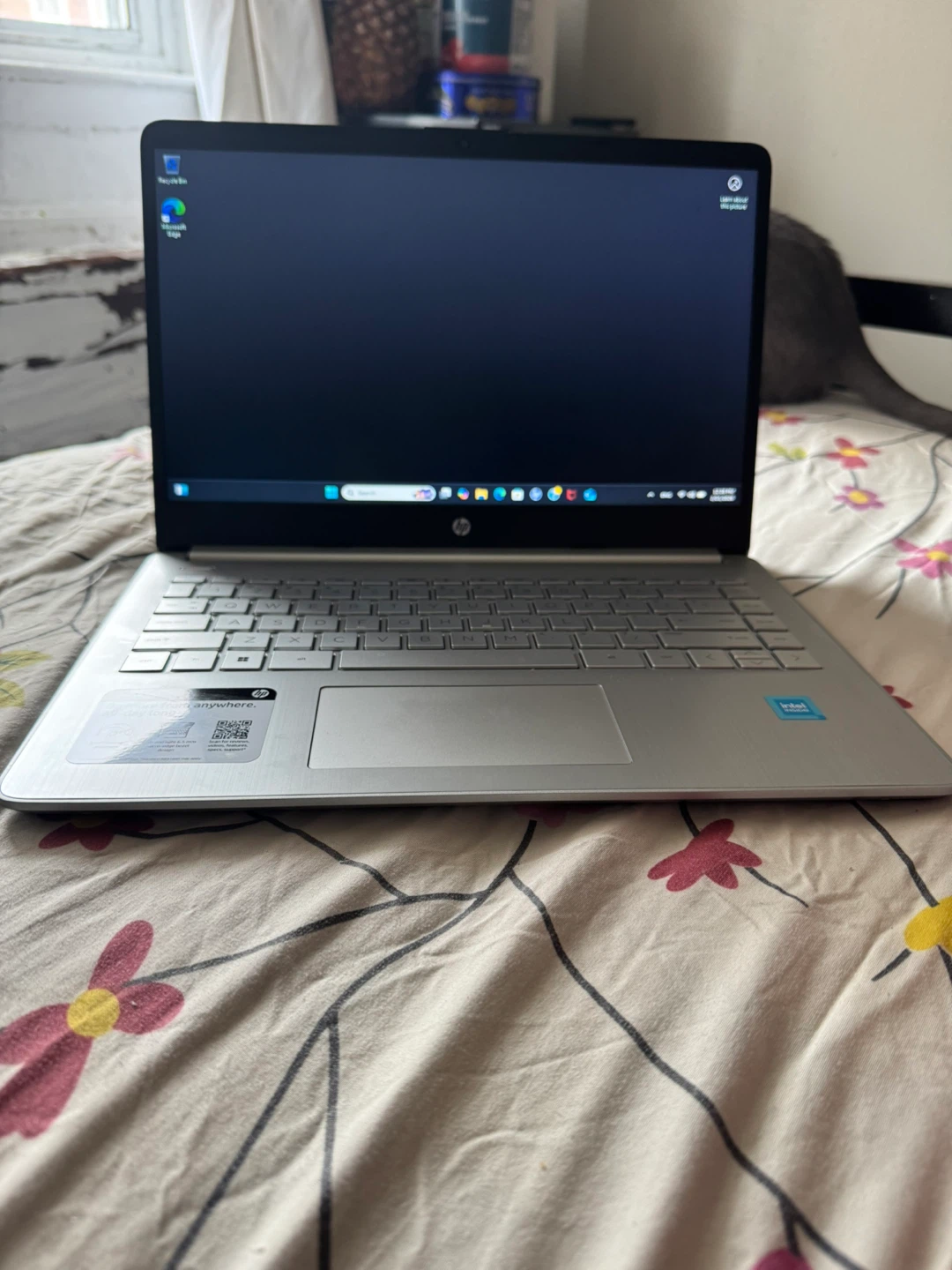 HP Laptop - photo 4