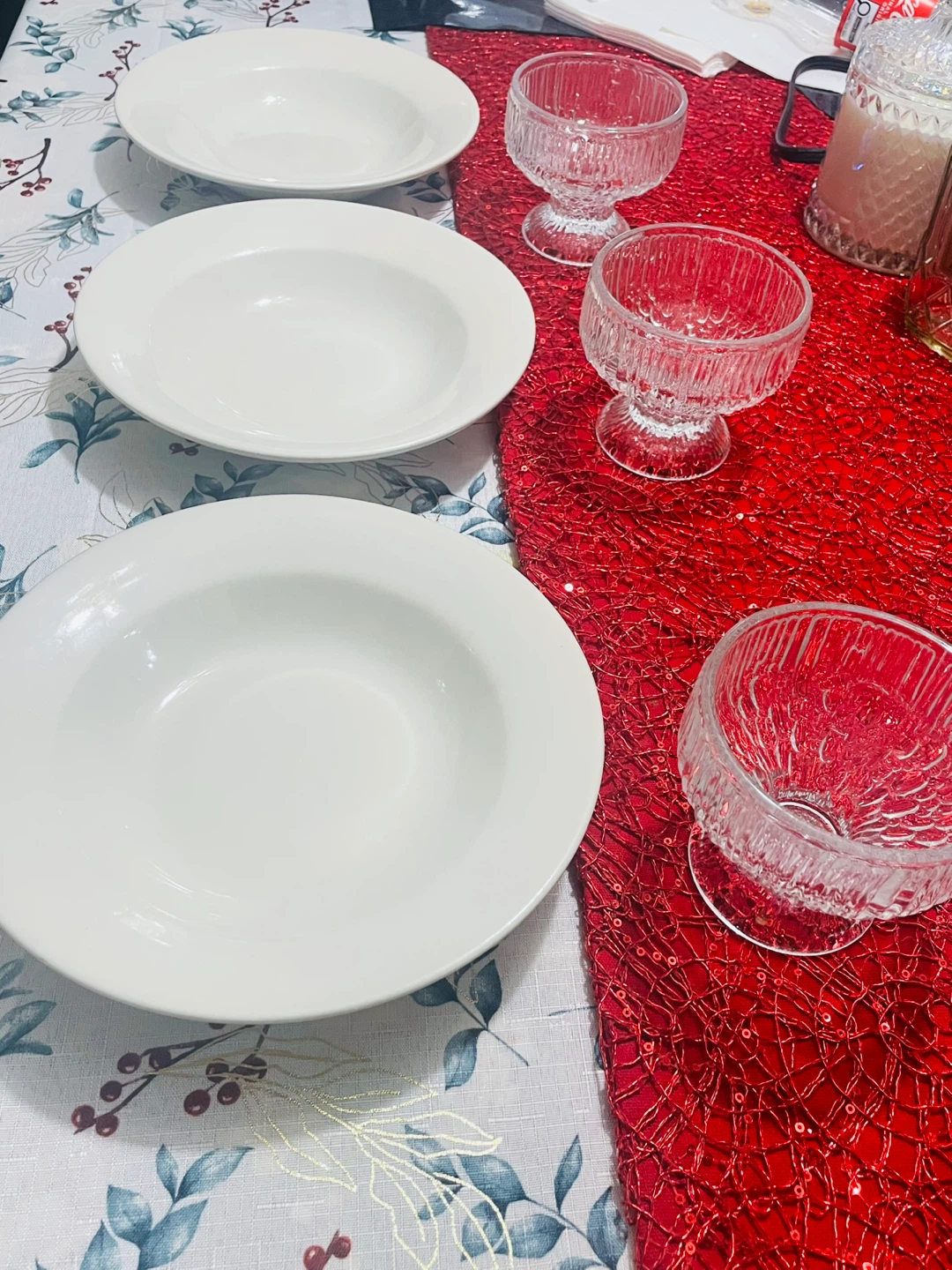 3 Ultima White Pasta Bowls - 10$ each