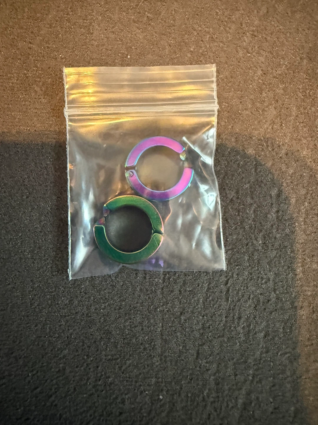 Set of Clip-On Hoop Earrings - photo 3