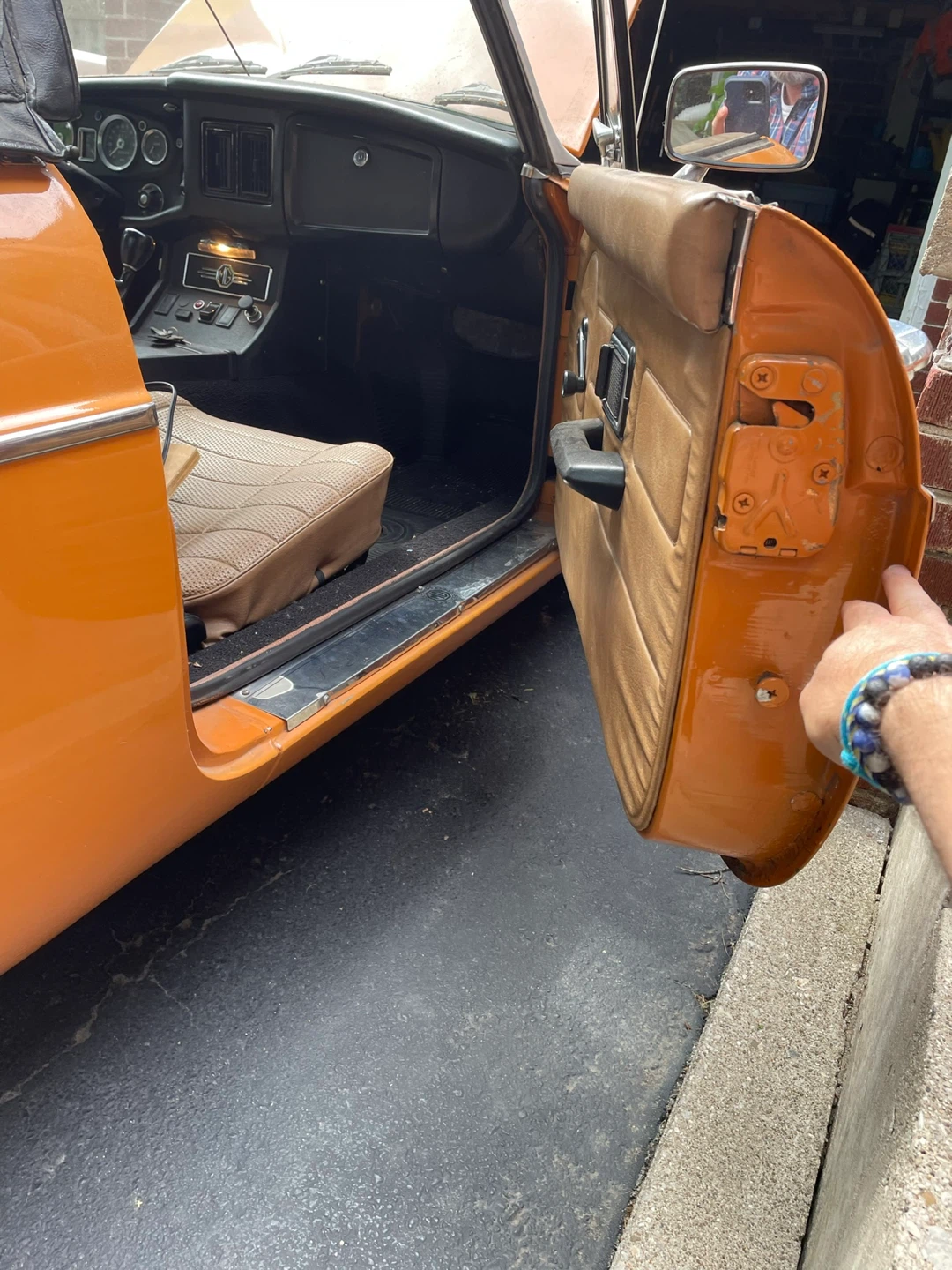 Orange MGB Convertible Classic Car - photo 3