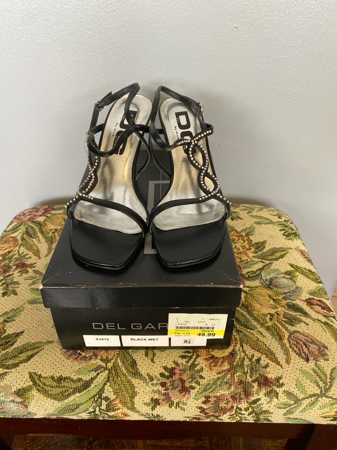 Ladies fashion sandals
