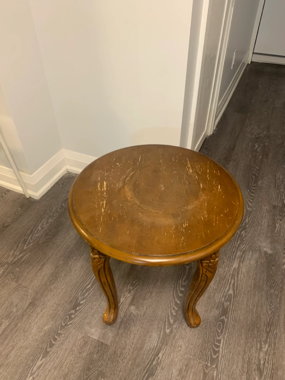 Round wood Accent coffee Table - photo 3