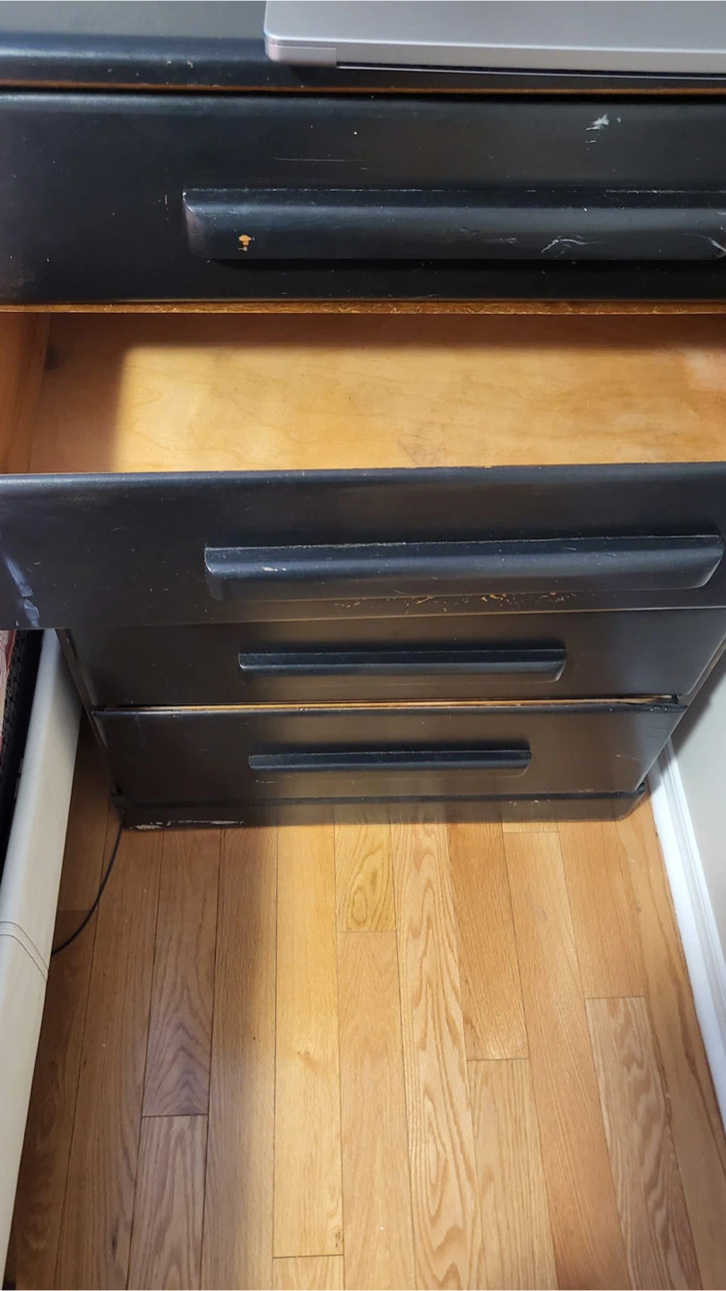 Black 5-Drawer Dresser - photo 4