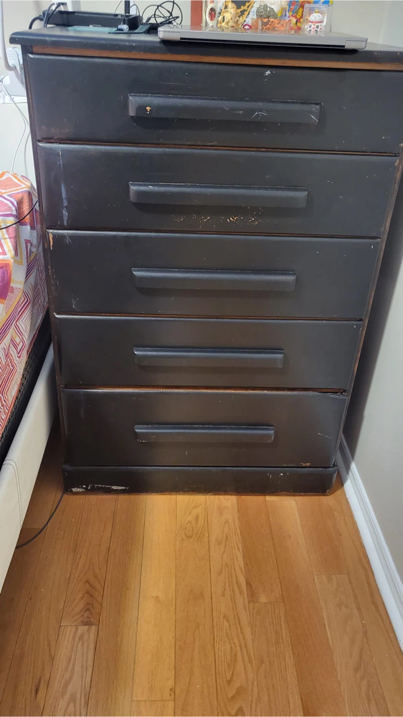 Black 5-Drawer Dresser