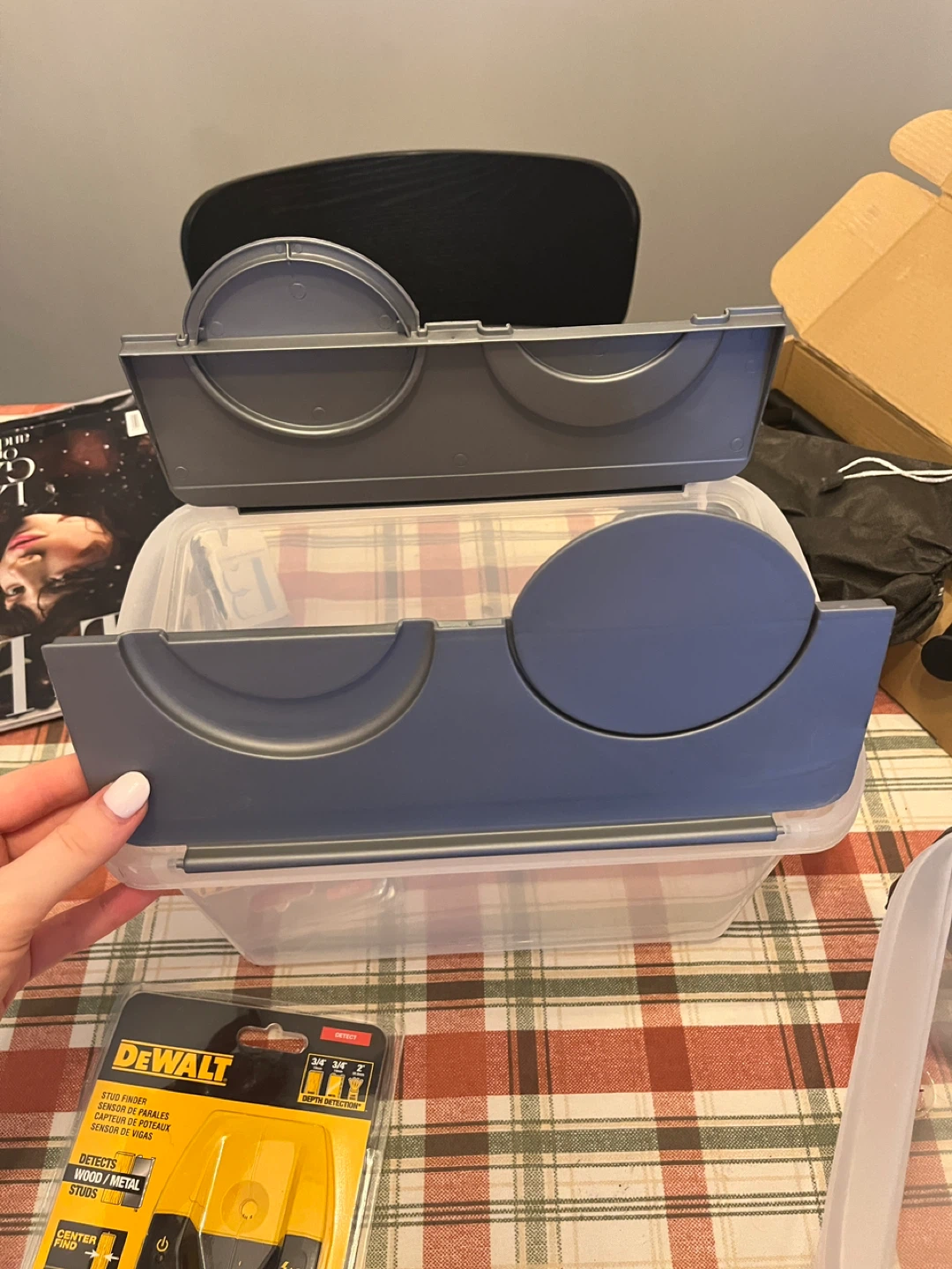 7 Quart Hinged Plastic Container - photo 5