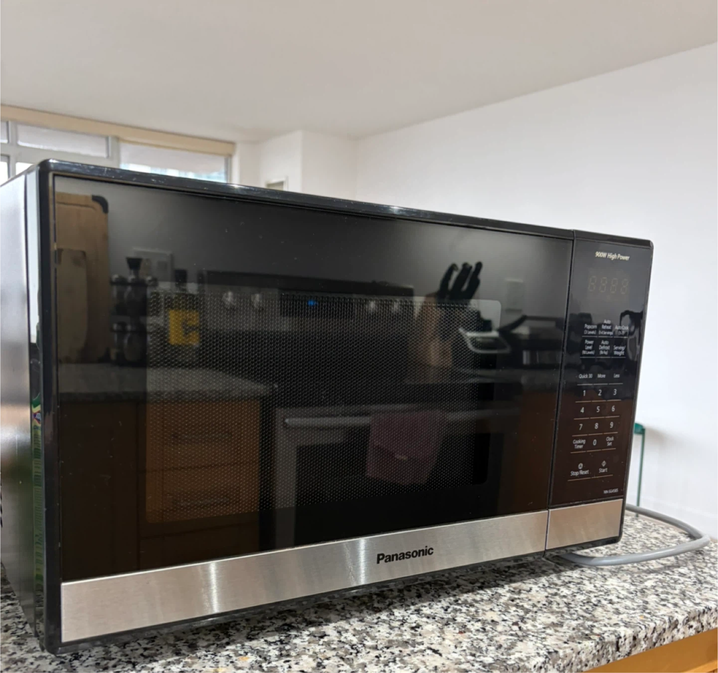 Panasonic 900W Microwave