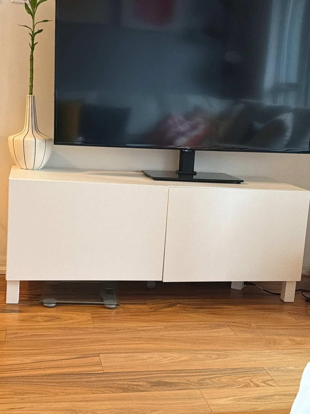 IKEA BESTÅ TV Bench - White 120x42x48 cm - photo 4
