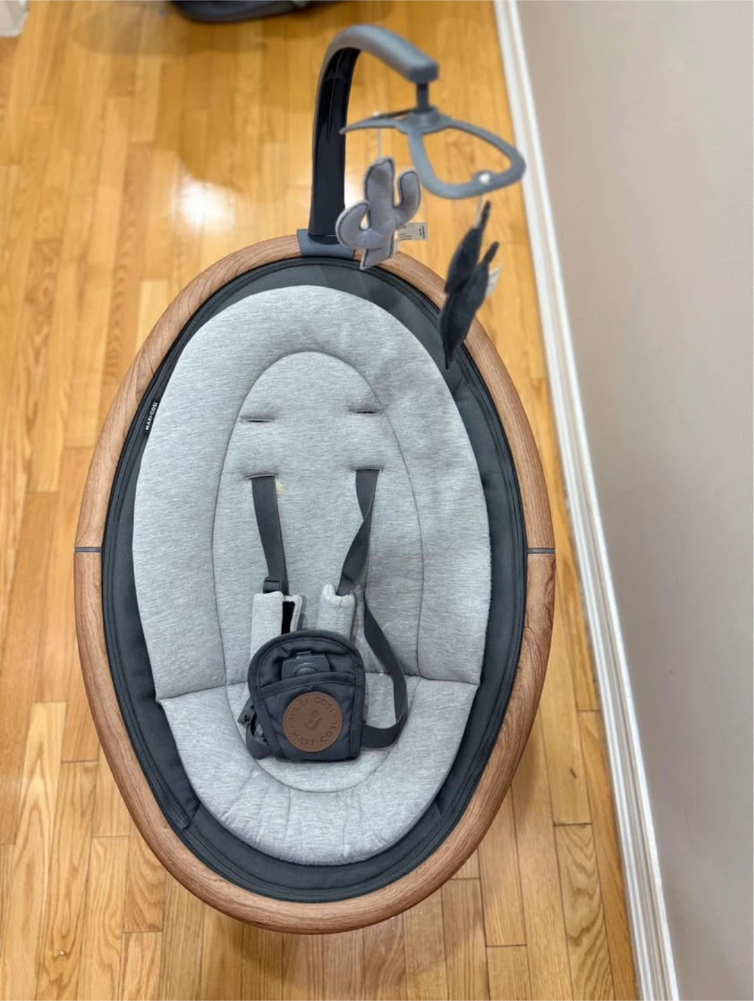 Maxi-Cosi 2-in-1 Kio Baby Swing and Bouncer