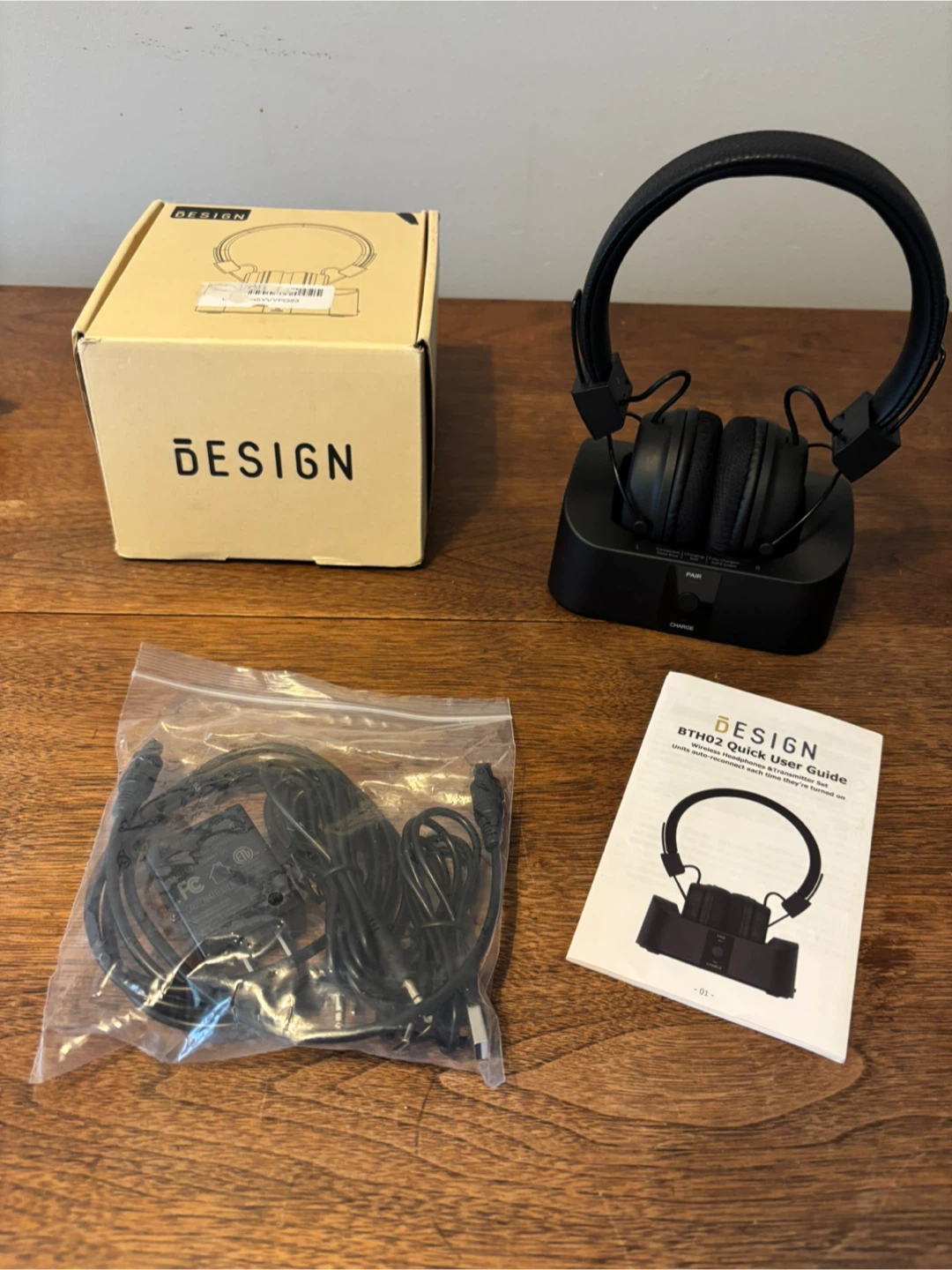 New!! DESIGN BTH02 Wireless Headphones & Transmitter Set - photo 3