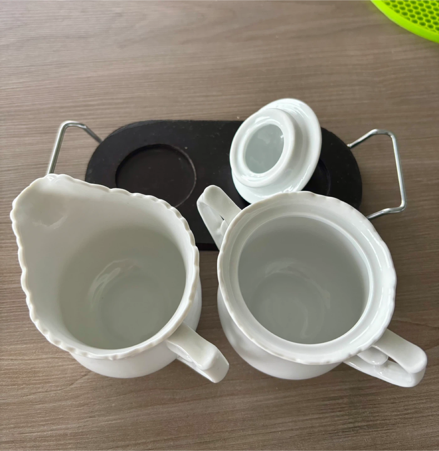 White Ceramic Sugar Bowl & Creamer Set 🥕 - photo 5