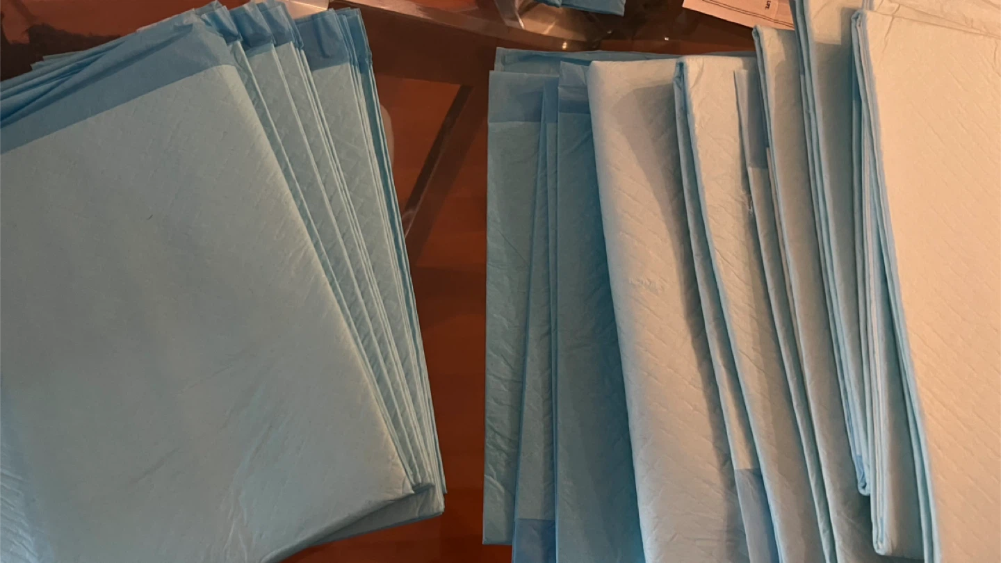 26 new pee pads & bags