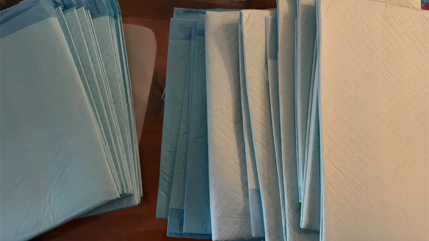 26 new pee pads & bags - photo 2