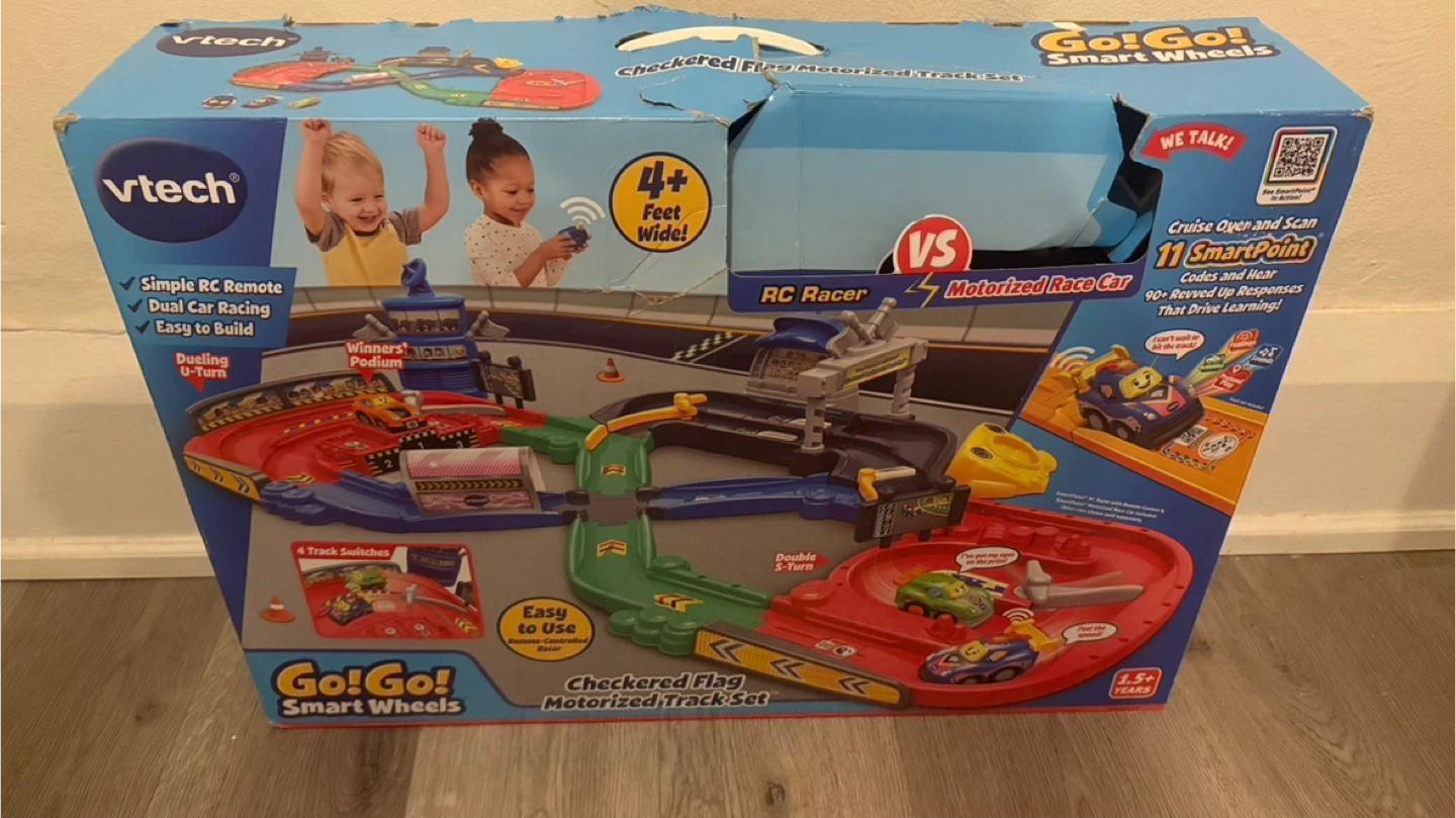 VTech Go! Go! Smart Wheels Checkered Flag Motorized Track Set