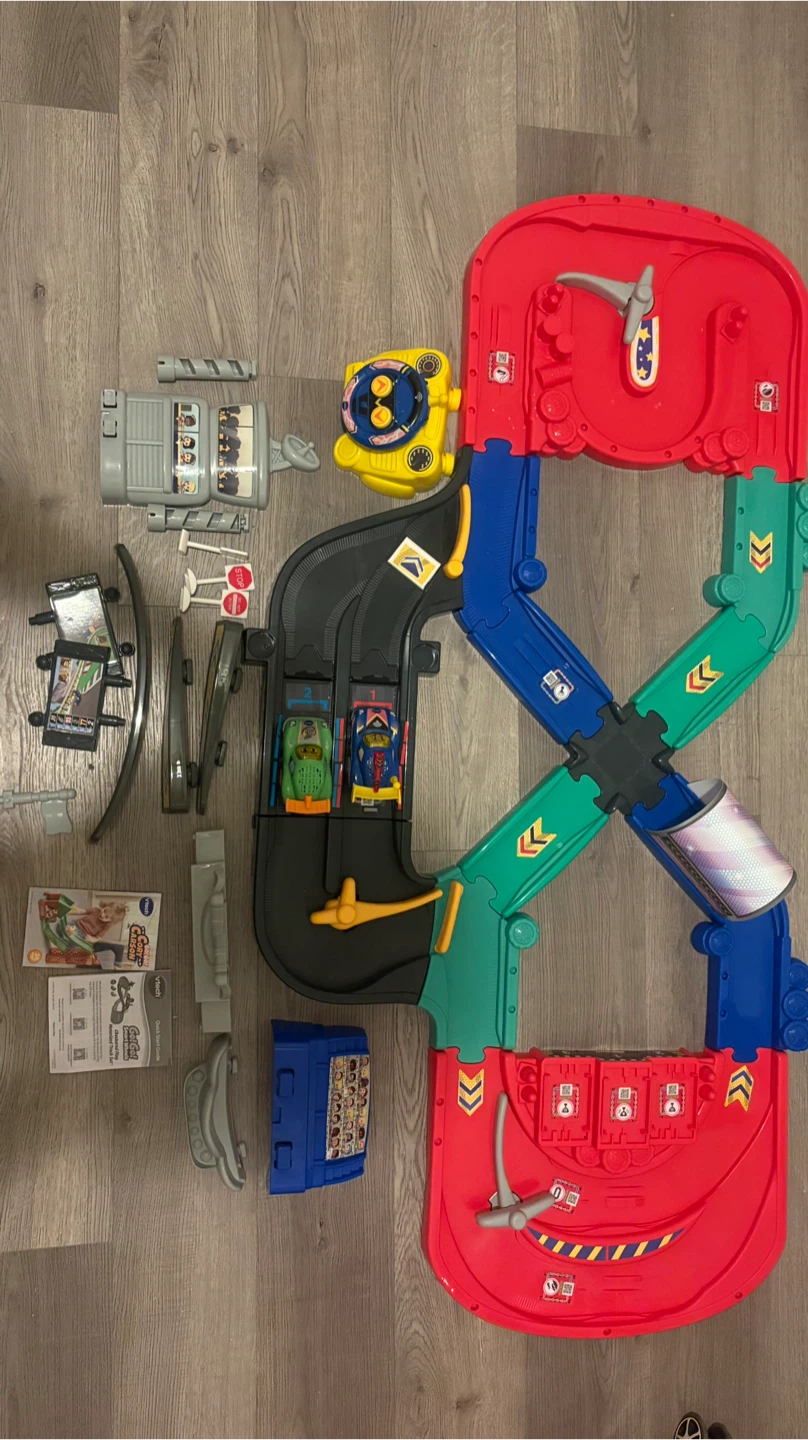 VTech Go! Go! Smart Wheels Checkered Flag Motorized Track Set - photo 4