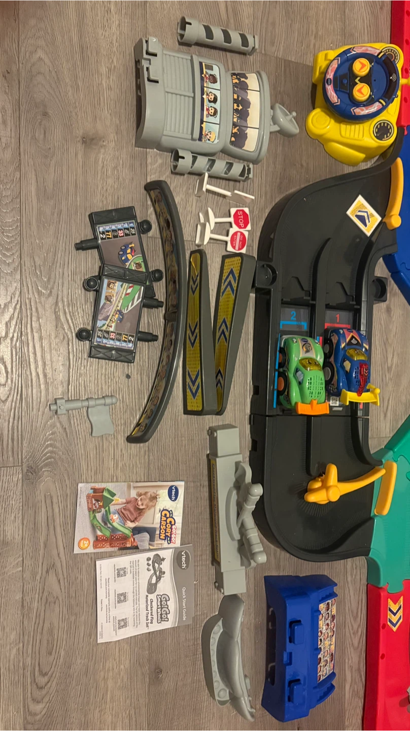 VTech Go! Go! Smart Wheels Checkered Flag Motorized Track Set - photo 3