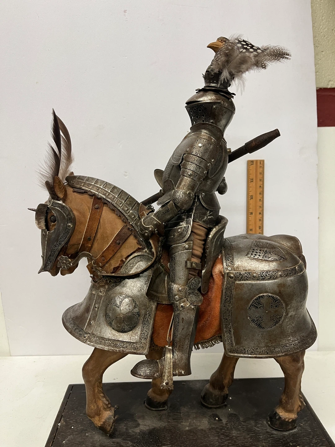 19 century Knight on Horse Armor Figure - photo 4