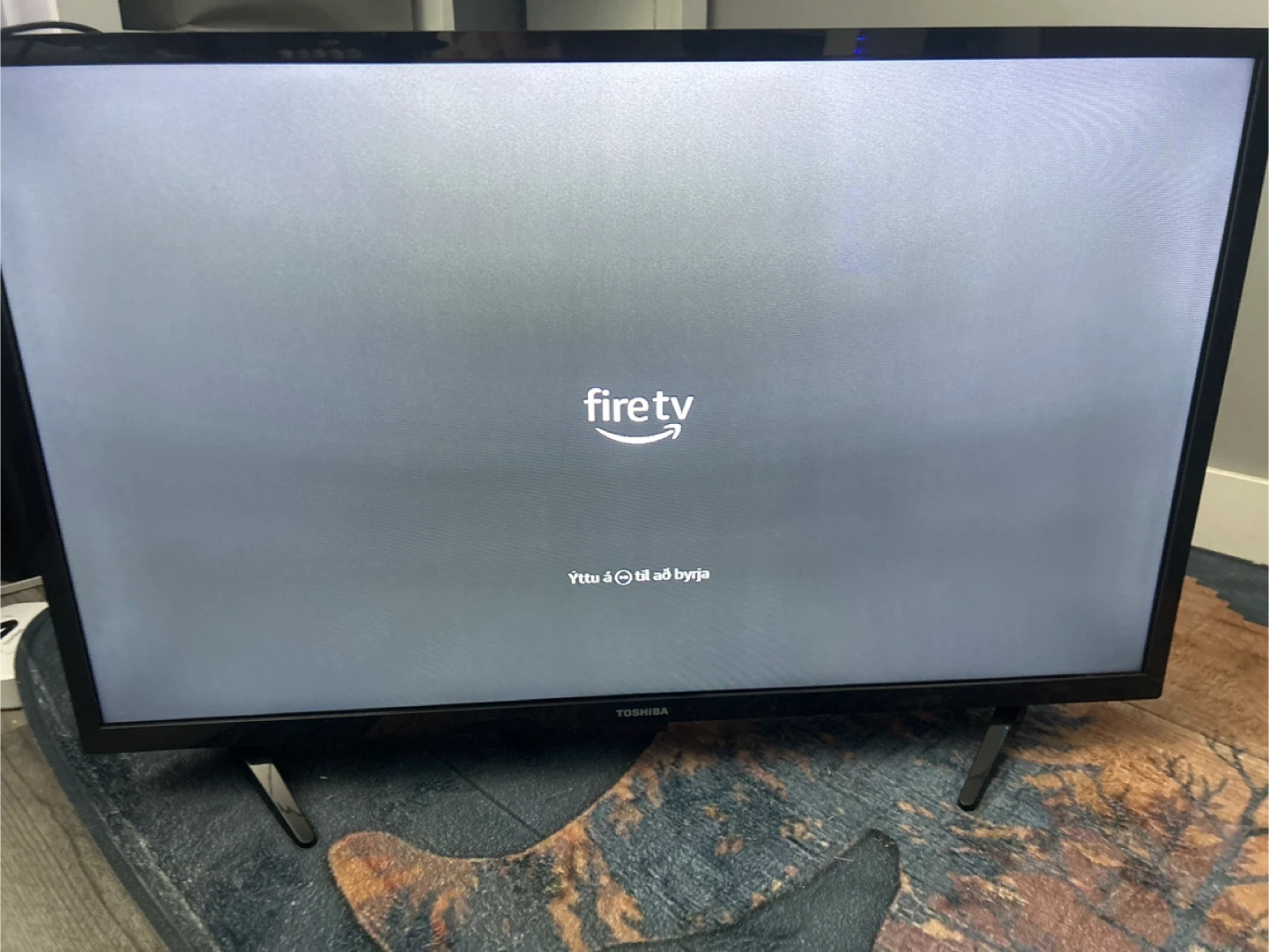 Toshiba TV 28 1/2 inches wide no remote - photo 3