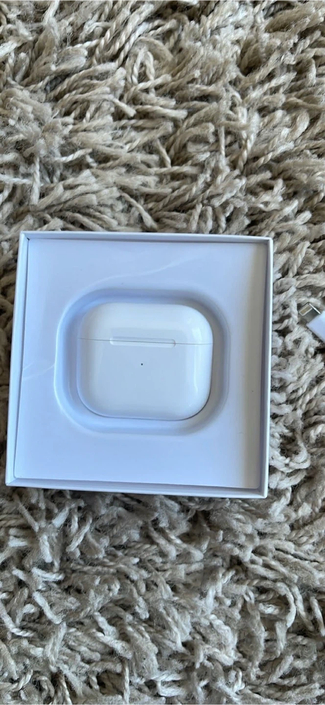 AirPods (3rd generation) - photo 2