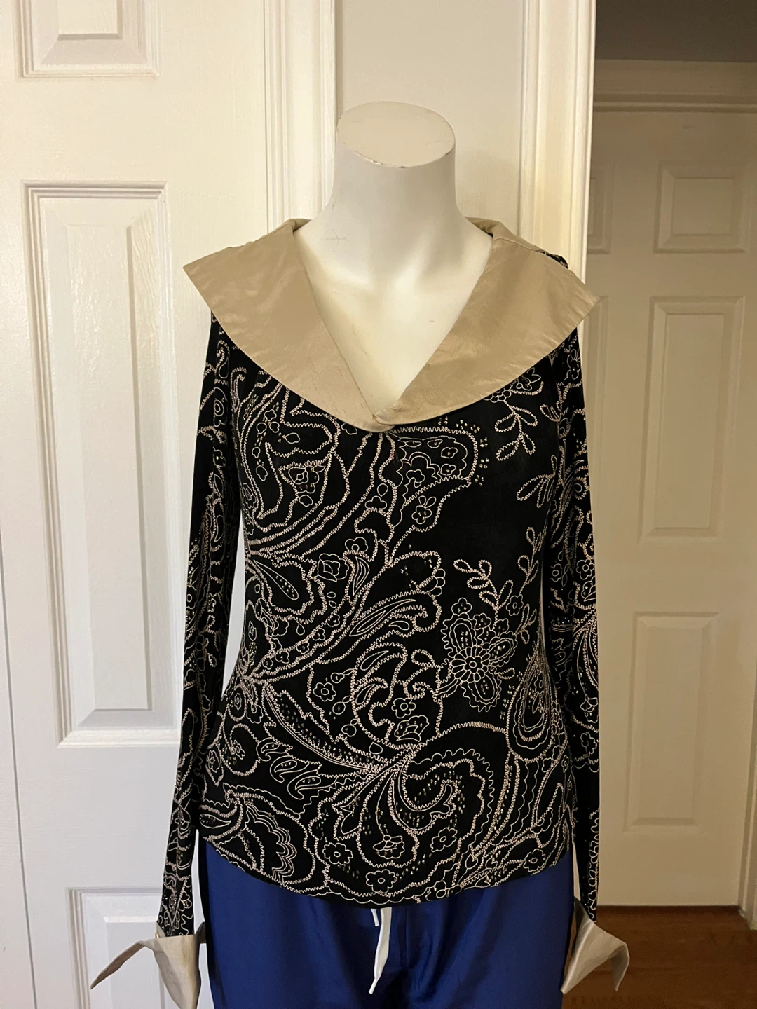 Joseph Ribkoff Black Paisley Print Top