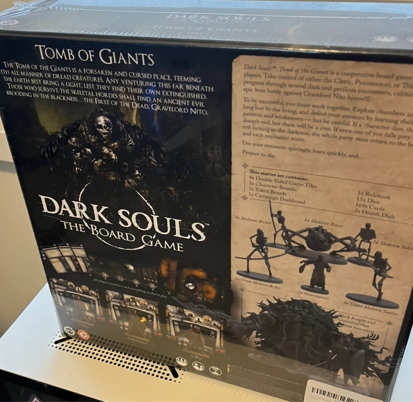 Dark Souls The Board Game: Tomb of Giants - photo 2