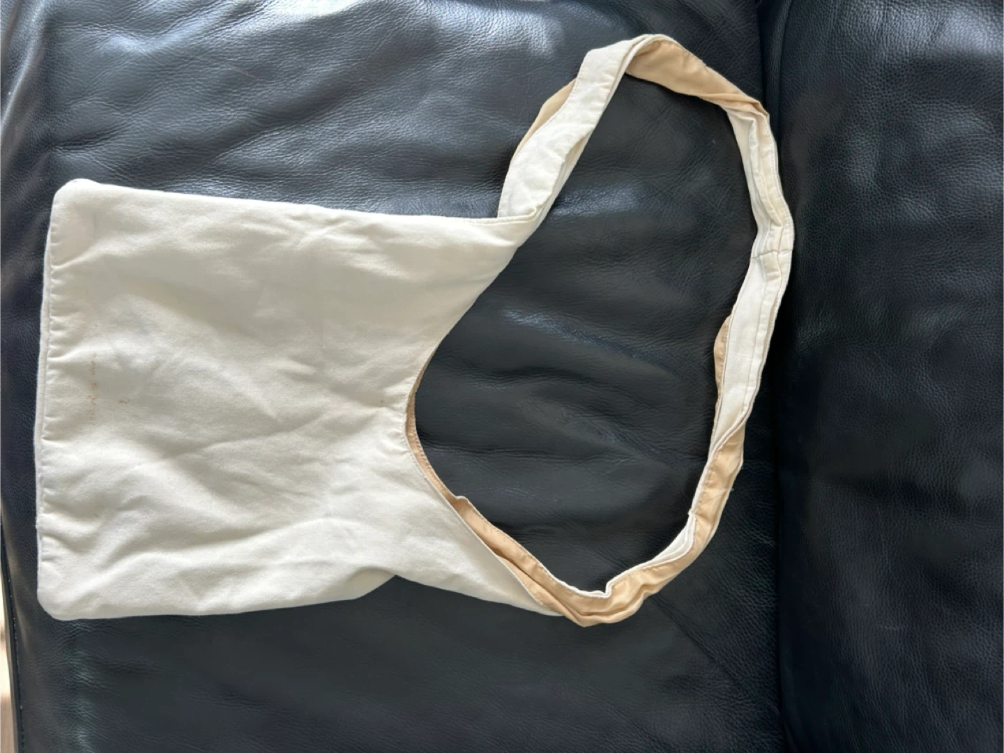 Cream Canvas Bag with Bunny Design - photo 2