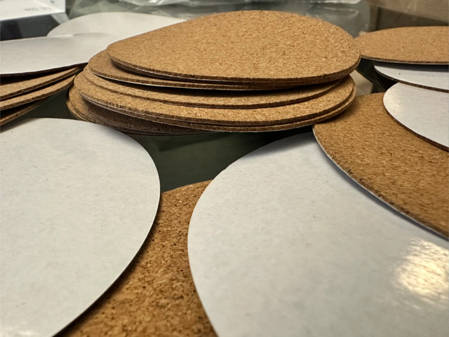 Circled Self Adhesive Cork Coasters Mats - photo 2