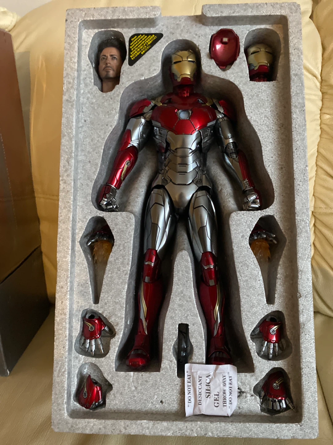 Hot Toys 1/6 MMS427 D19 Homecoming Iron Man Mark 47 XLVII - photo 2