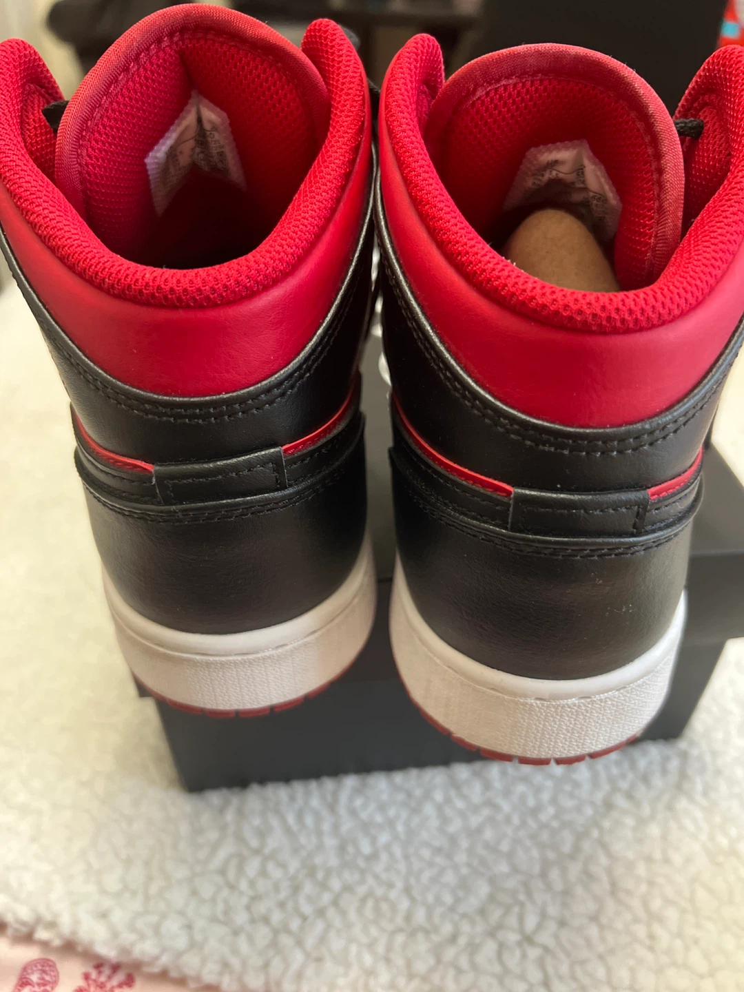 Authentic Air Jordan 1 Mid SE (Red/Black) - Youth Size 6Y - photo 4