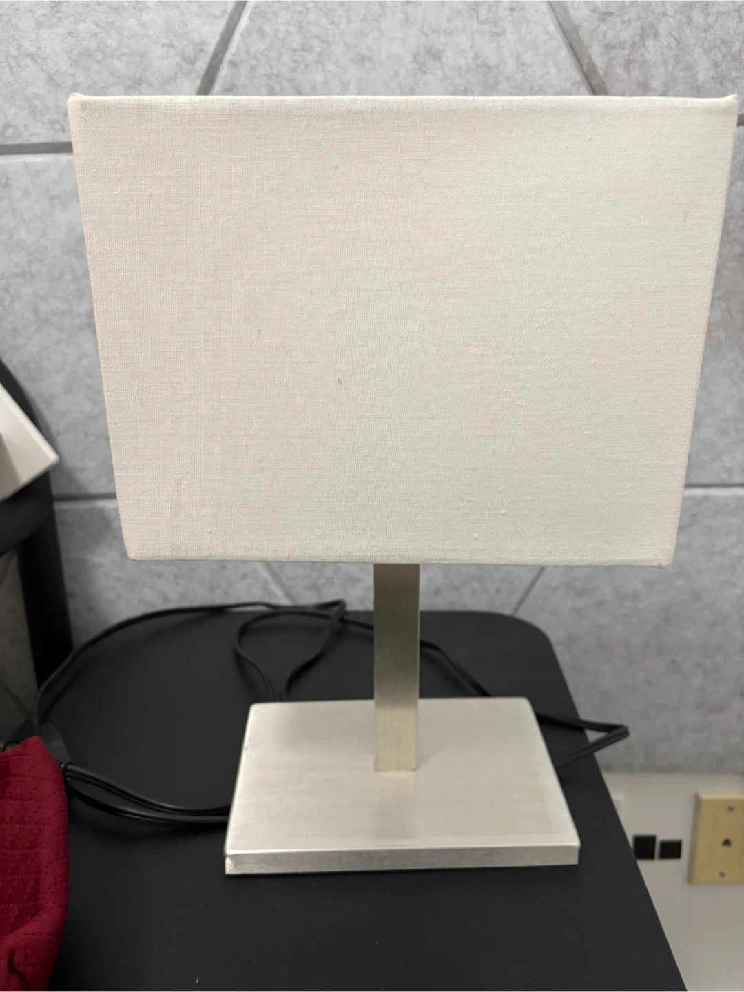 White bedside lamp - photo 2